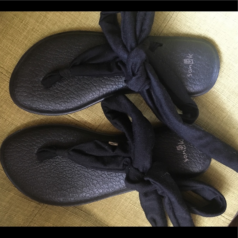 New Sanuk Yoga Slinged Up Sandals  Sz 6 Black